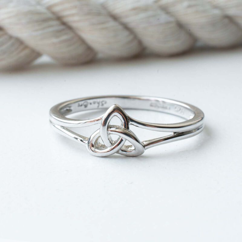 Hallmarked Sterling Silver Trinity Knot Ring